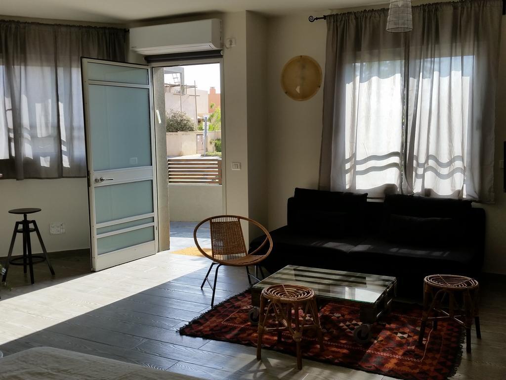 Midreshet Ben Gurion Klara'S Houseヴィラ エクステリア 写真